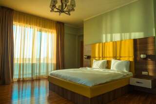 Курортные отели Diana - Castello Mare Батуми Люкс с 2 спальнями-8